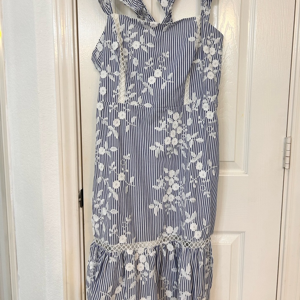 Beautiful - striped blue and white floral sundress - Size 12
